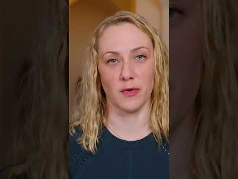 Characteristics of a Narcissist Woman: Key Traits Explained